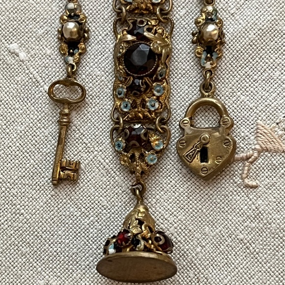 Stunning Vintage Czech Garnet & Pearl Brooch - Picture 3 of 8